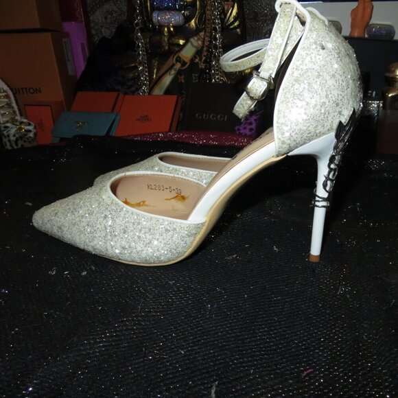 Bigtree Cream Glitter & Silver Metallic Carved Embellished Stiletto Heels 39 8.5 - Picture 2 of 12